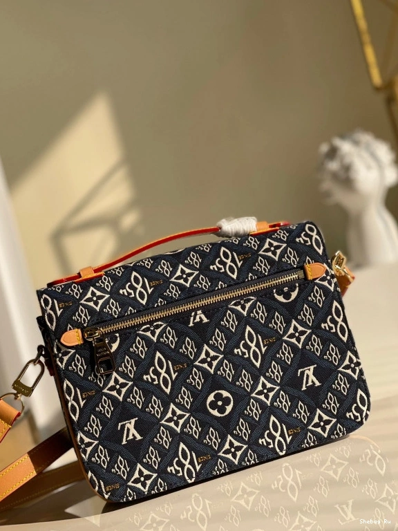 MÉTIS VUITTON POCHETTE LOUIS 1854 SINCE 0723